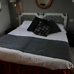 Center 3 Hotel