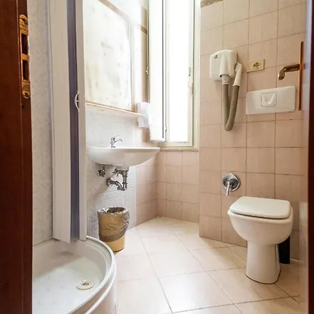 Center 3 Hotell Rom