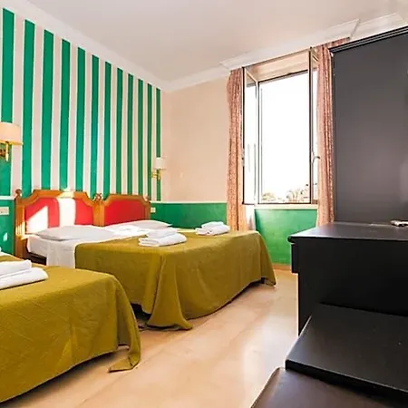 Hotel Center 3