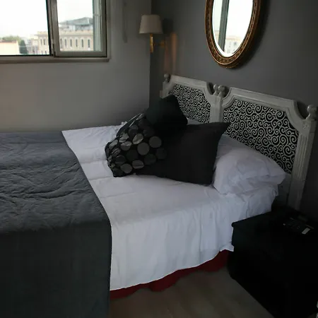 Center 3 Hotel Roma